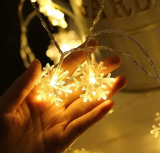 14 LED Yellow Snowflake String Lights